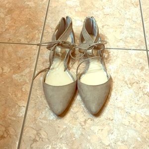 Jessica Simpson Beige Pointed Toe Flats